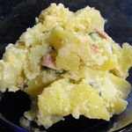 椅子のある立ち呑み つるつるいっぱい - ポテトサラダ