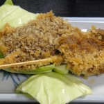 椅子のある立ち呑み つるつるいっぱい - クジラの串カツ