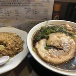 ラーメン ととち丸 - コッテリでした。。。