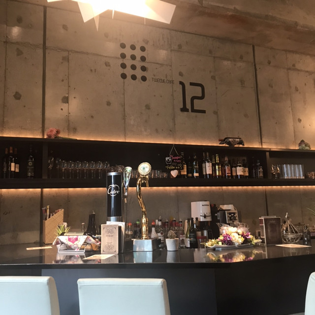 トゥエルブドットカフェ 12 Cafe 横浜 カフェ 食べログ