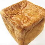 113930988 - キューブ型のムー