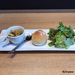 Restaurante Kumagai - Zuppa､Pane､Insalata verde