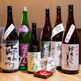 还有约20种全国各地的当地酒可供选择单品无限畅饮2,200日元!