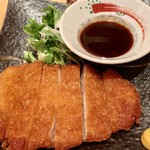 和食  十喜 - メインの「ロースカツ」ですが、これはちょっと薄くて残念…･････Σ(￣⊥￣lll)･････