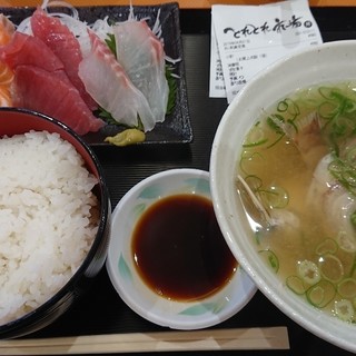 とれとれ市場 丼_0