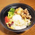 Yoshinoya - ライザップ牛サラダ