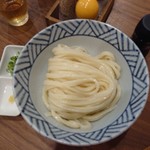 手打ちうどん 上を向いて - 醤油うどん