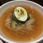 一龍 - 自家製手打ち冷麺（中）（￥990）