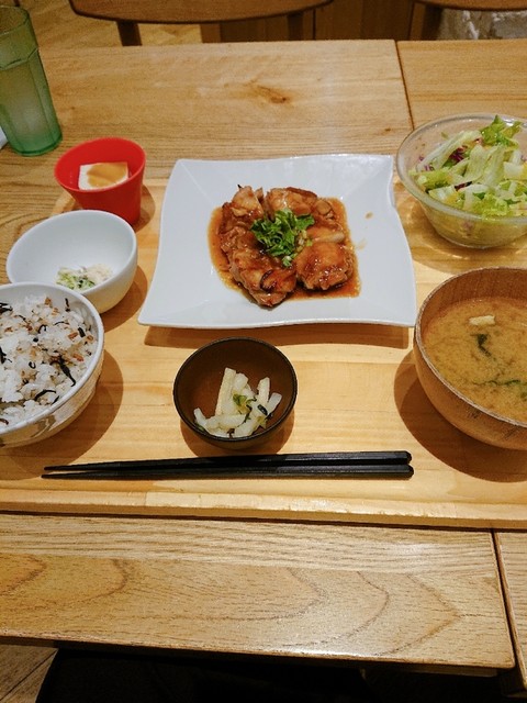 おぼんdeごはん Lect店 草津南 定食 食堂 食べログ