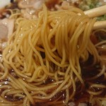 中華そば ふくろう食堂 - 麺リフト