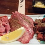 馬肉酒場 馬鹿うま精肉店 - 