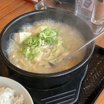 カルビ丼とスン豆腐専門店 韓丼 - 海鮮白スン豆腐