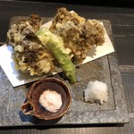 圭蔵 - 奥出雲舞茸の天ぷら