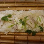 Shunno Aji Itouya - 鯛ご飯
