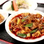 香港料理 紫林 - 20190821香港風麻婆豆腐・アップ