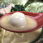 ラーメン神山 - これは何かと問われたら、うずらの玉子だ！　※可愛らしく1個だけ入ってたよ