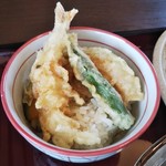 Sagami - お好みランチの天ぷらミニ丼：海老・オクラ・カボチャ
                      ちょうどいい量