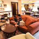 東京ディズニーシー・ホテルミラコスタ - ラウンジ奥のソファー席