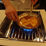 銀座メゾン アンリ・シャルパンティエ - クレープ・シュゼット、ホールにて仕上げ⑤