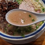 田中商店 本店 - 濃厚ながらクドさのないスープ