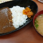 Ｓガスト - ポークカレーと味噌汁。