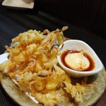 インディ庵 - 隣のお客さんからお裾分け頂いたするめ天ぷら。ちゃっかり写真撮らせて頂きました。