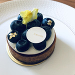 PATISSERIE LACROIX - 大粒のフレッシュブルーベリーとチーズクリーム♡品があり爽やかヽ(´▽｀)/