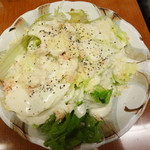 Yakiton Daruma Kamiigusa - 日替り野菜のシーザーサラダ…290円