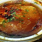 ラ シャッス - 鹿のブイヨンのオニオンスープ