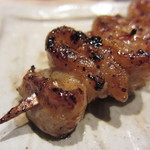 鳥しき - 手羽先の皮2