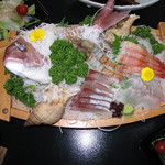 岩本屋 - 舟盛り、新鮮ですわ～