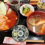 福屋食堂 - ２色丼（いくら・サーモン）2,280円