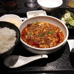 覇王 - この日の麻婆豆腐も完璧です！