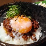 町衆料理 京もん - 肉味噌と半熟卵かけごはん