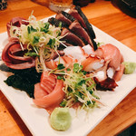 一品料理 ひとしな - 刺身盛り合わせ