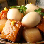 Kurofune Ya - 一番人気の豚肉と大根のゆっくり煮