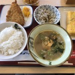 岸和田西之内食堂 - アジフライ　シラスおろし　ライス　豚汁