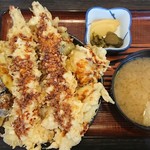 Tempura Katsura - 天丼 味噌汁つき 950円