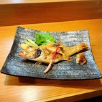 小魚料理 とみ助 - アングルを変えてもう一枚(o^^o)