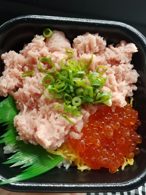 丼丸渡部 八丁堀店 立町 海鮮丼 食べログ 丼丸渡部 八丁堀店 立町 海鮮丼 食べログ