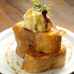 イダキ　カフェ - フレンチトースト