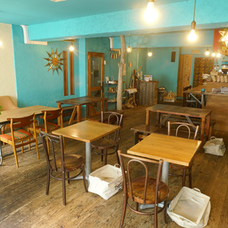 お洒落な空間で思い出に残るひと時をお過ごしください