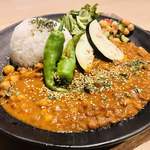 ダブルドアーズキッチン - ひよこ豆のカレー好き