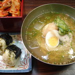 Hanagoyomi - ランチ 冷麺セット 高菜おにぎりもセットです