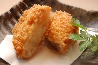 Izakaya Nihonichi Betsuentei - 月間１５００食販売の「日本一のころっけ」