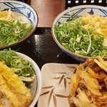 丸亀製麺 - 