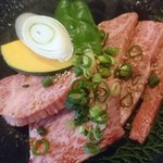 南山 - 上カルビ定食