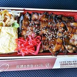 Sumiyaki Bentou Tamagoya - 炭焼き弁当・ご飯並み（800円）