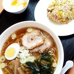 ラーメンレストラン ぐるめん - らーめんセットＡ(2019年8月15日)