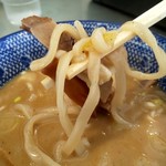 Raamen Kagetsu Arashi - 期間限定 頑者Wave 麺アップ(2019年8月19日)